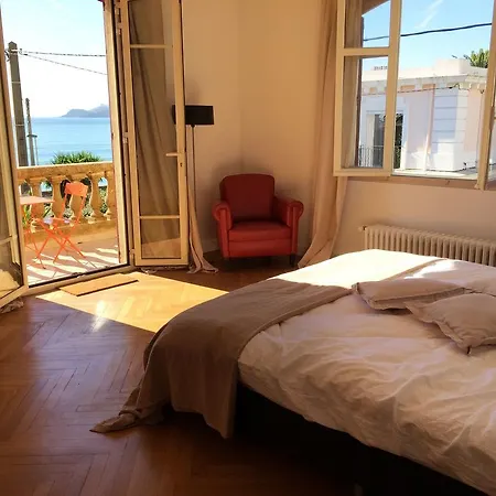 Tricia Bed & Breakfast *