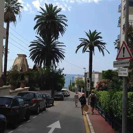 Tricia Nocleg ze śniadaniem Cannes