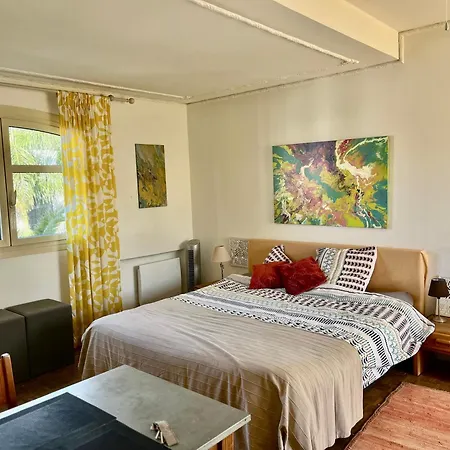 Tricia Bed & Breakfast *